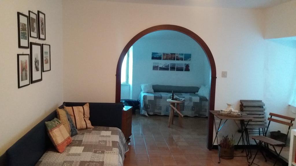 Dolce Casa Apartment Vezzano Ligure Exterior photo